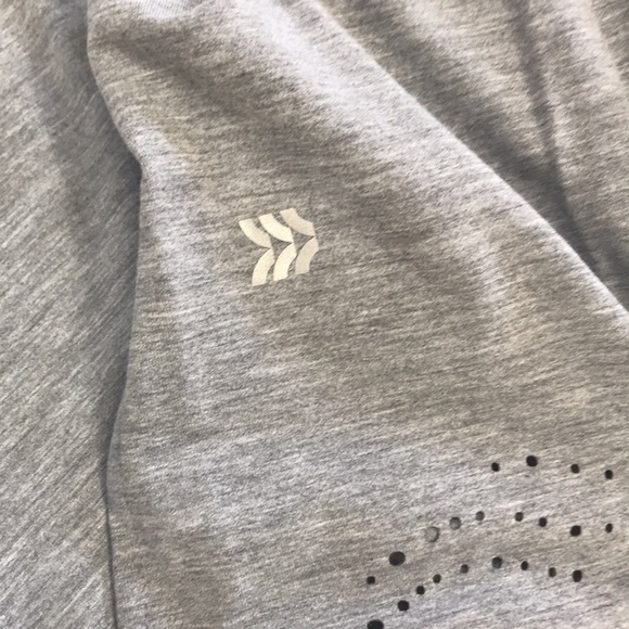 NWT “All In Motion” Grey Racer Tank tops - Picture 4 of 9